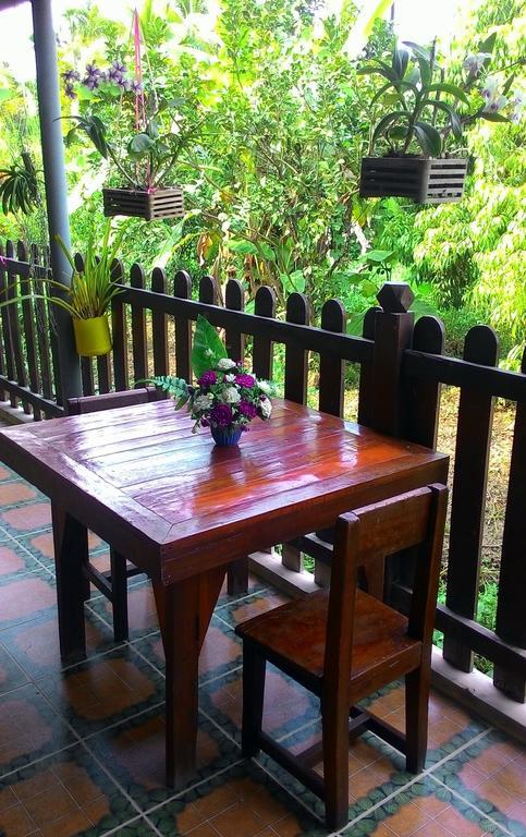Baan Benjathip Hostel Amphawa Ruang foto